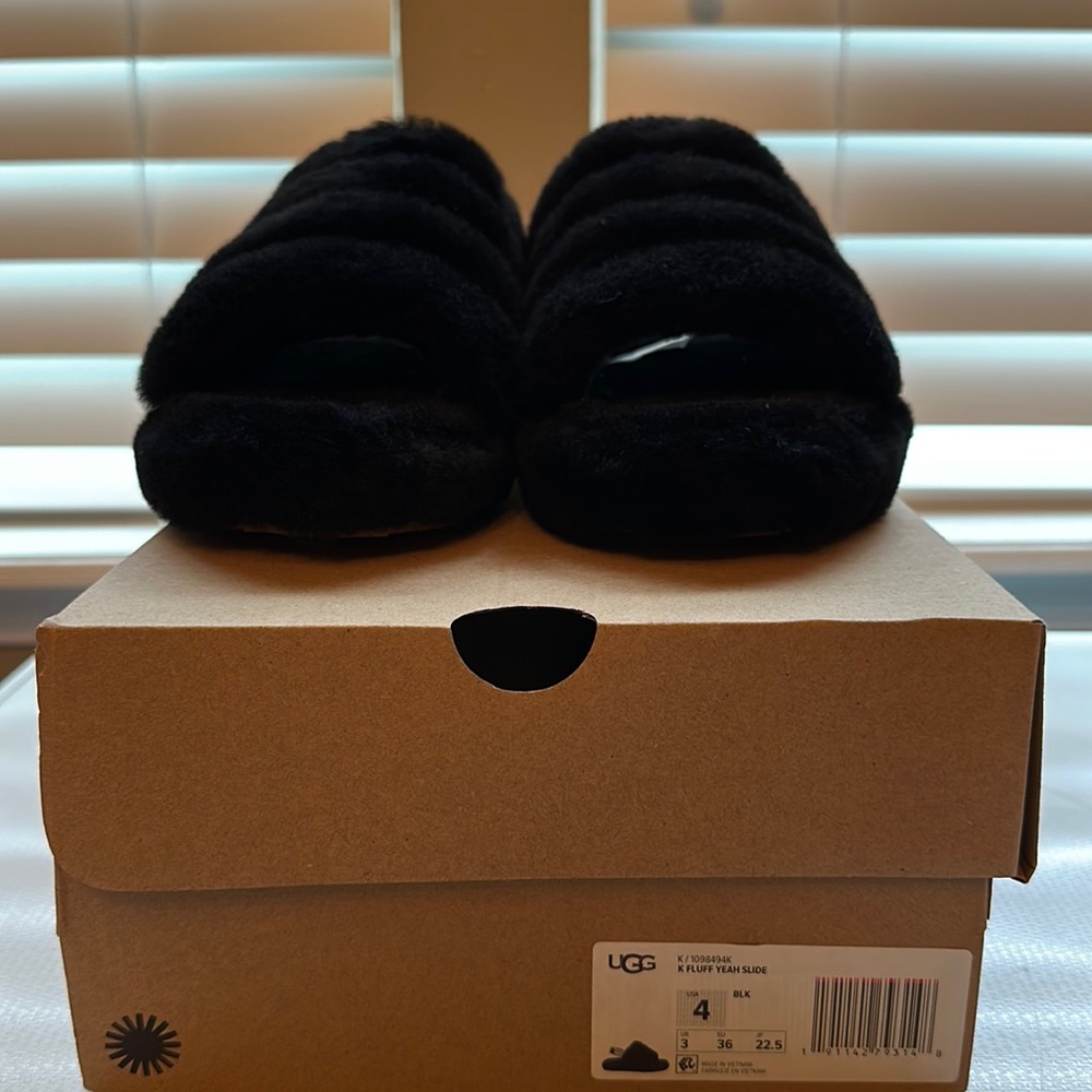 UGG K FLUFF YEAH SLIDE